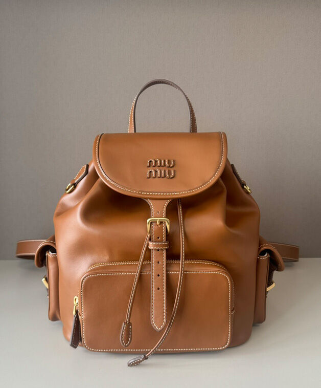Miumiu Leather Backpack 5BZ042
